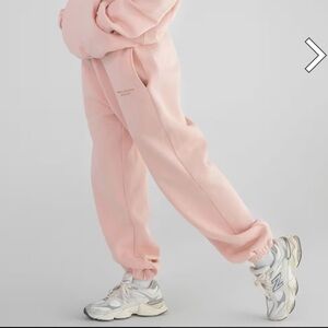 Comfrt Pastel Sweatpants- Peach